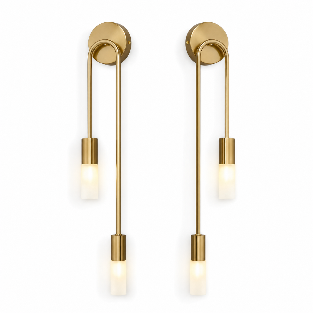 
Spilla Curved Wall Sconce